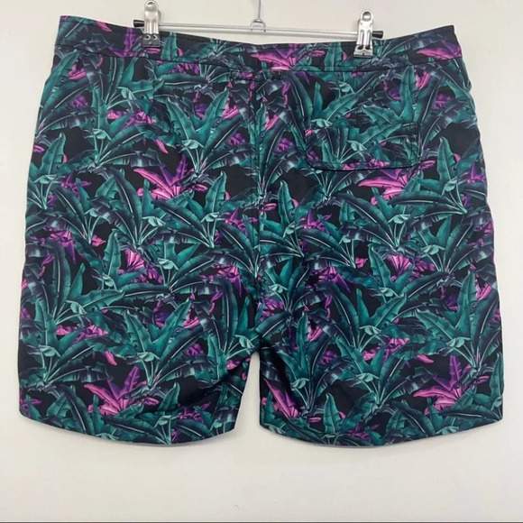 Onia Men's 36 Calder 7.5” Floral Lined Swim Trunks Hybrid Green Purple - Picture 2 of 7